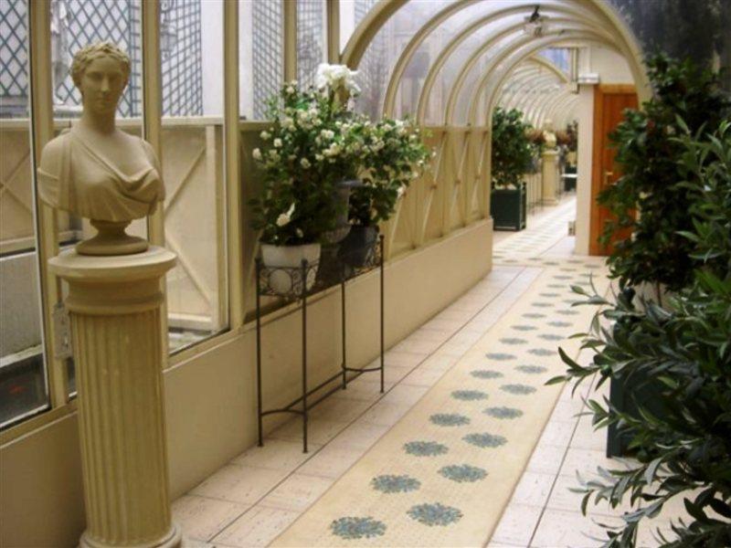 Royal Garden Champs-Elysees Париж Экстерьер фото